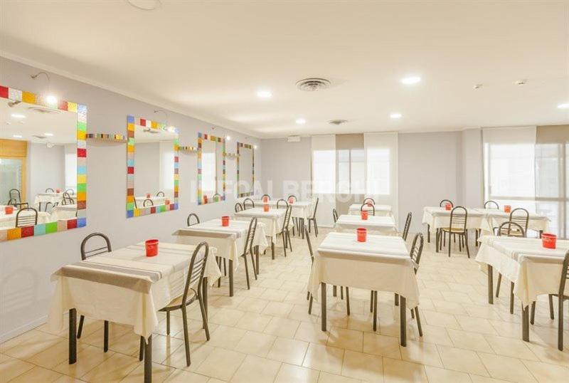Hotel Raul Riccione Exterior foto